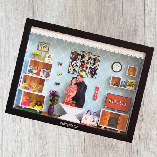 MINIATURE FRAMES